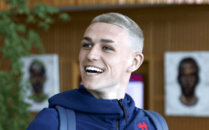 чоловіча стрижка кроп як у Філа Фодена