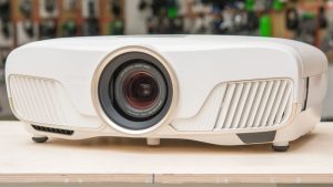 Проектор для домашнього кінотеатру