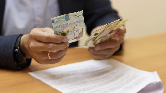 збираємо гроші щоб пережити кризу